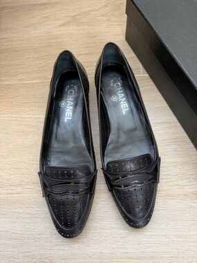 CHANEL Black Leather Moccasin Loafers - Authentic